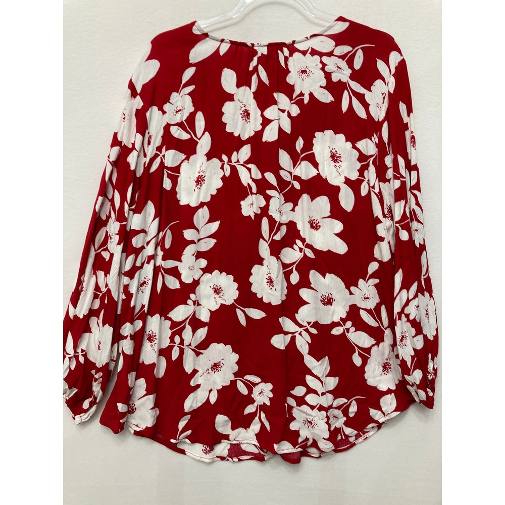 Liz Claiborne Red and White Floral V-Neck Blouse - Picture 7 of 8